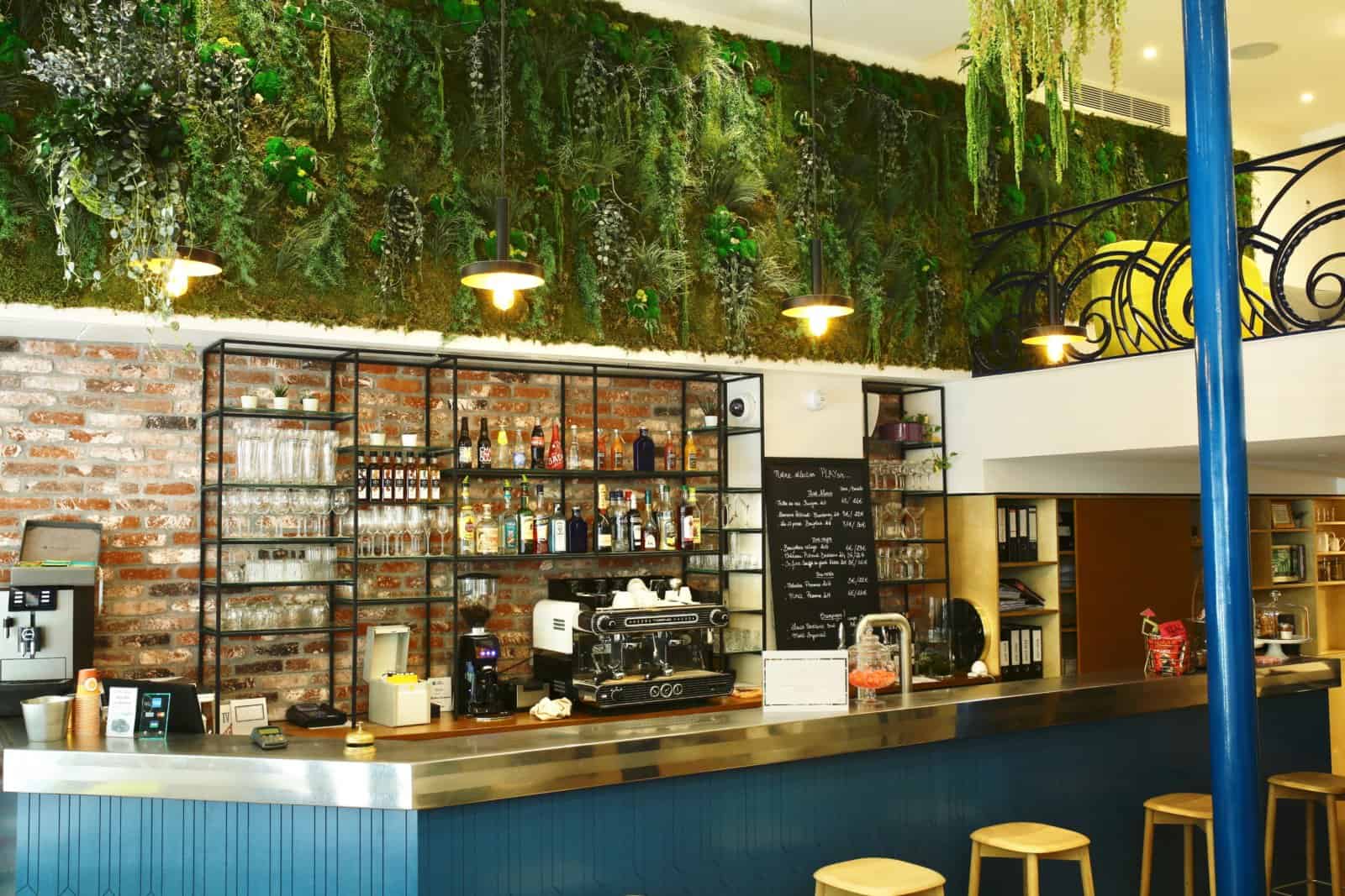 Design Végétal et mur végétalisé pour les entreprises et la restauration à Paris